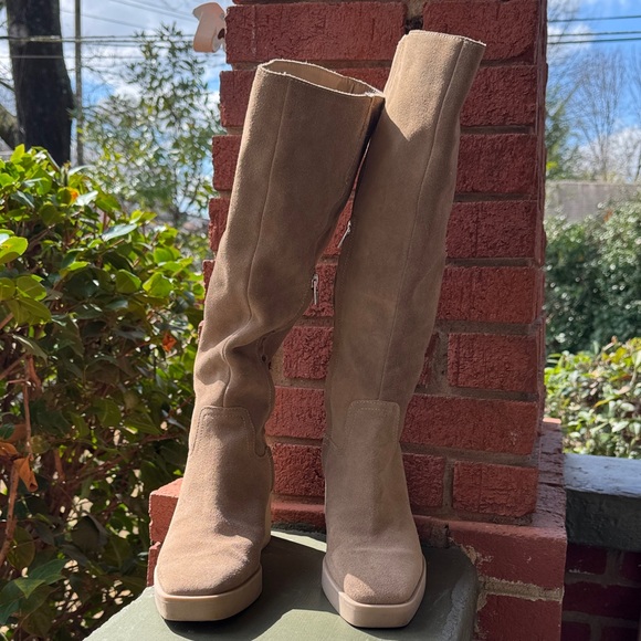 Dolce Vita tan boots, 9 - Picture 2 of 9